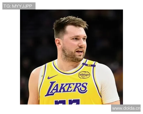 湖人训练营新名单东契奇体重变化引关注从230磅到最高270磅